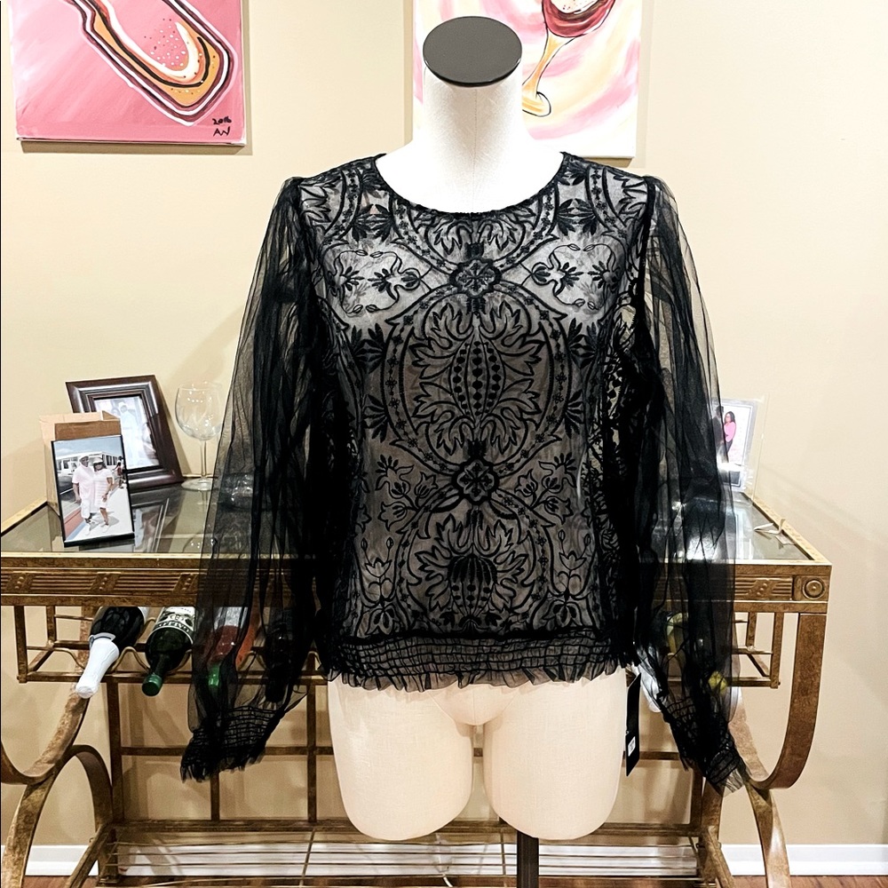 Woman’s Top
